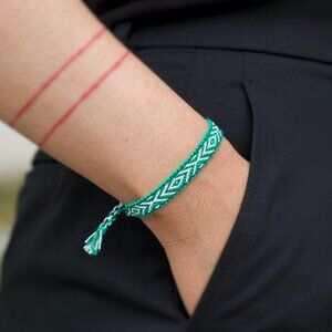 Green & White Boho Woven Wool Bracelet, Handmade Bracelet, Ethnic, Friendship